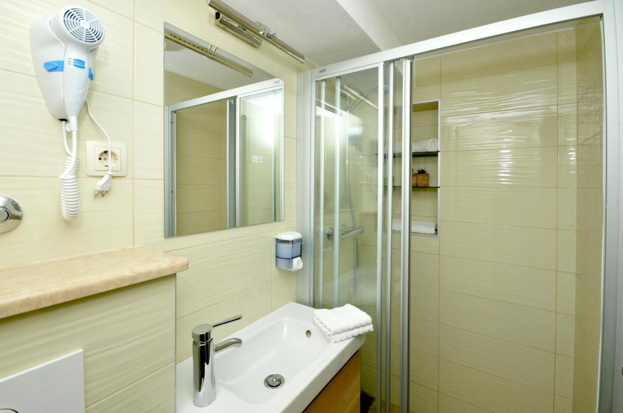 טרוגיר Apartments Penic מראה חיצוני תמונה
