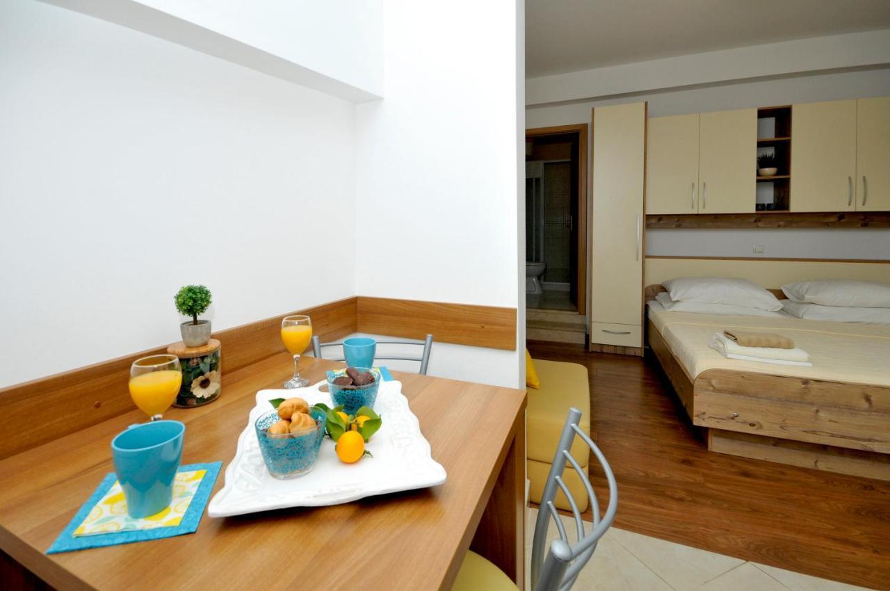 טרוגיר Apartments Penic מראה חיצוני תמונה