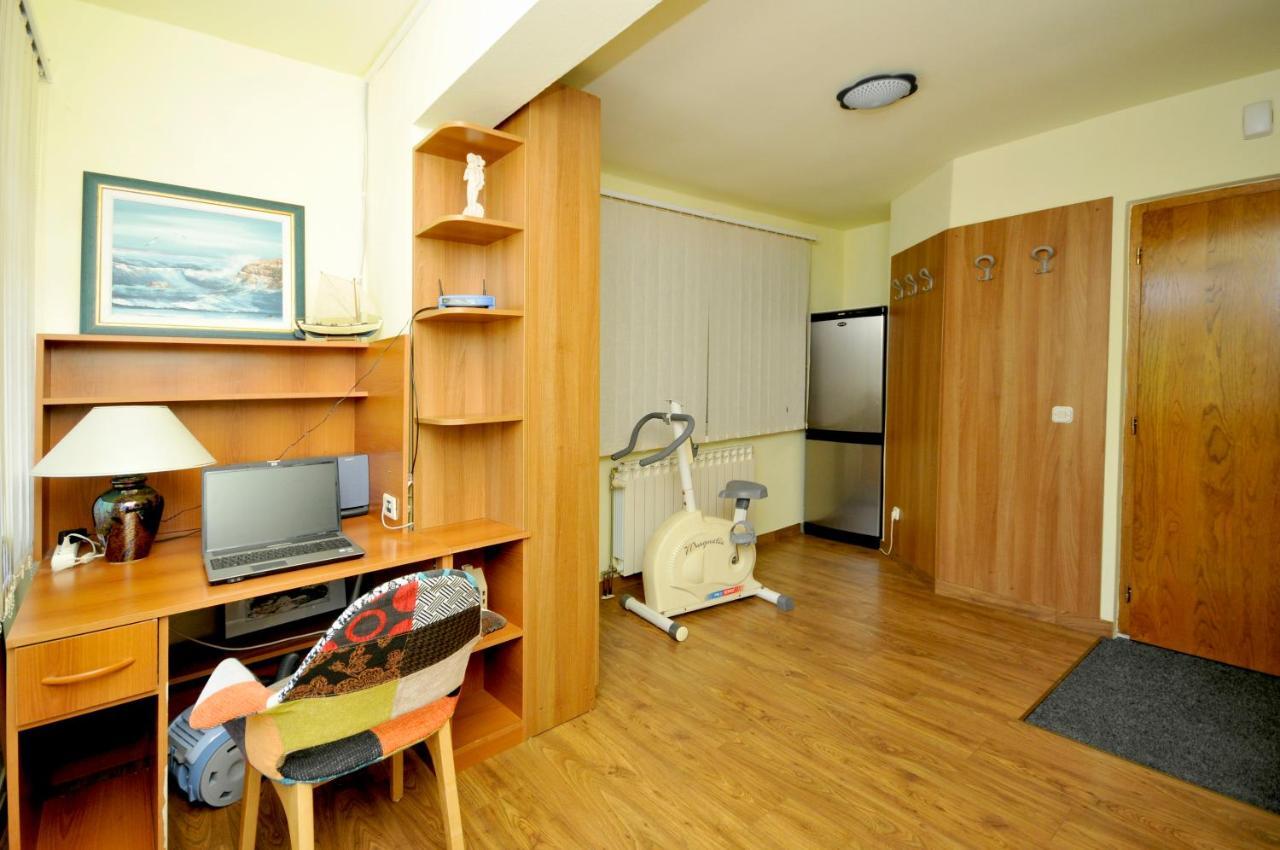 טרוגיר Apartments Penic מראה חיצוני תמונה